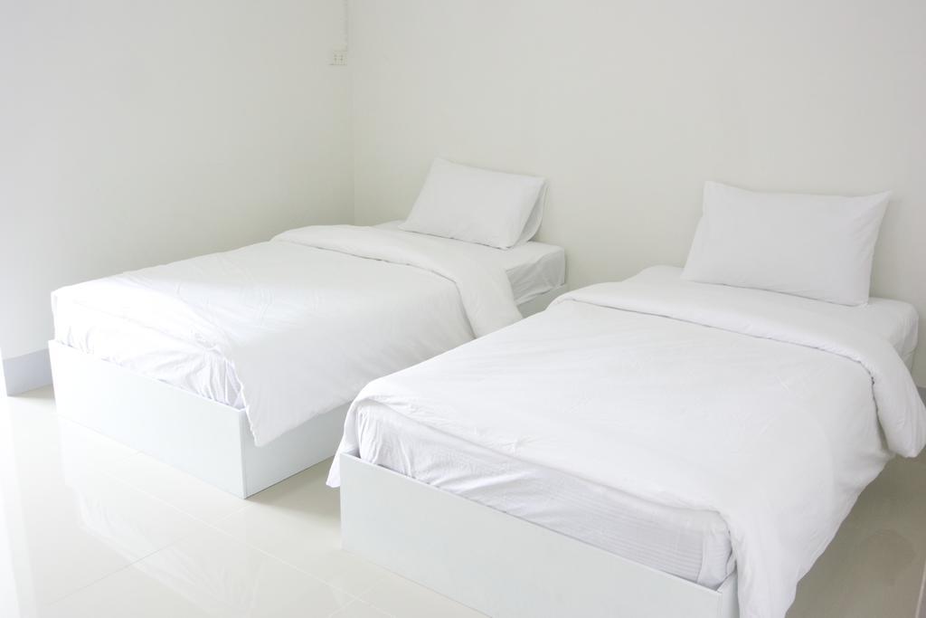 Honghub Sakon Hotel Sakon Nakhon Quarto foto